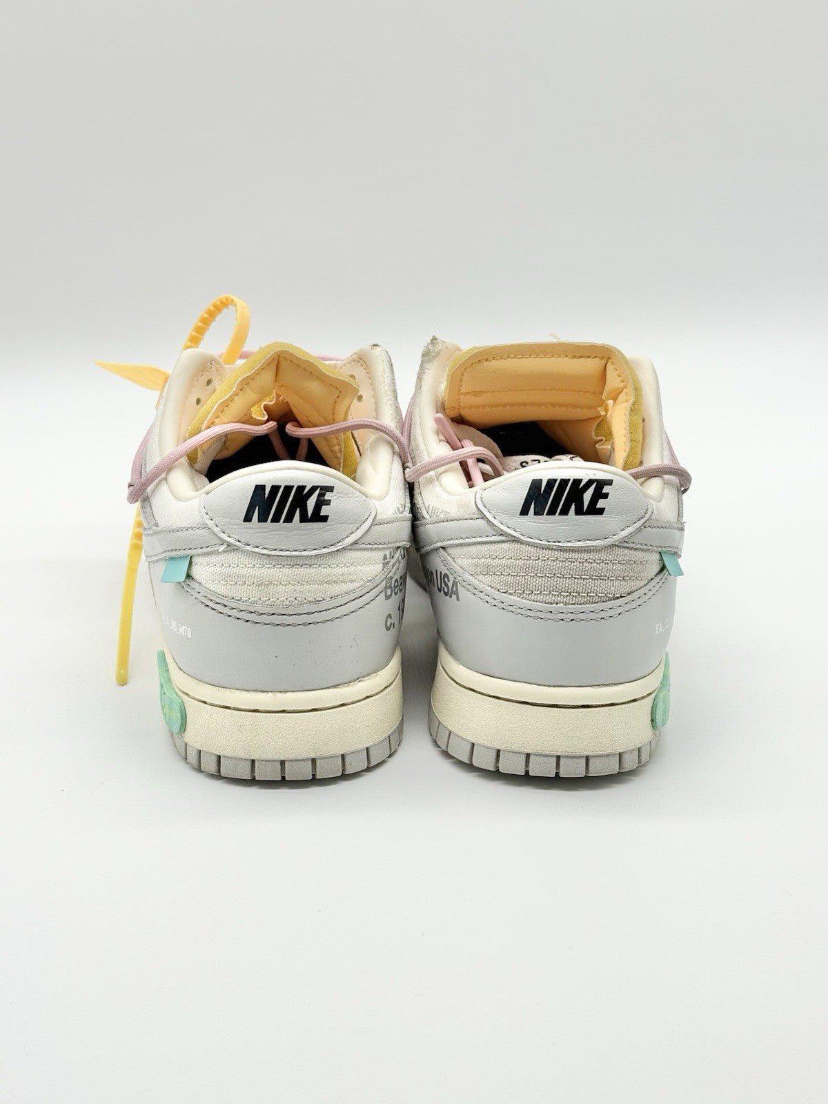 Size 11.5 - Nike Off-White x Dunk Low Lot 09 of 50
