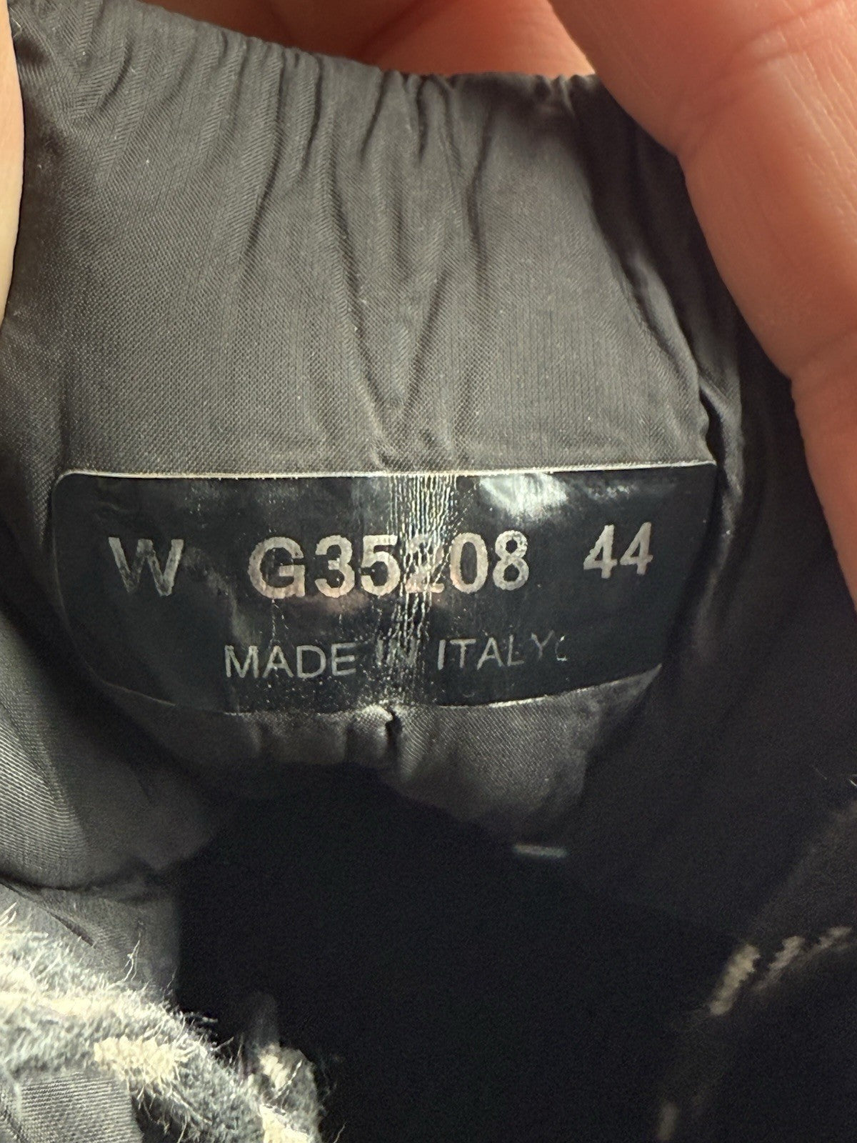 Size 11 - CHANEL high-top Boot Sneakers Black