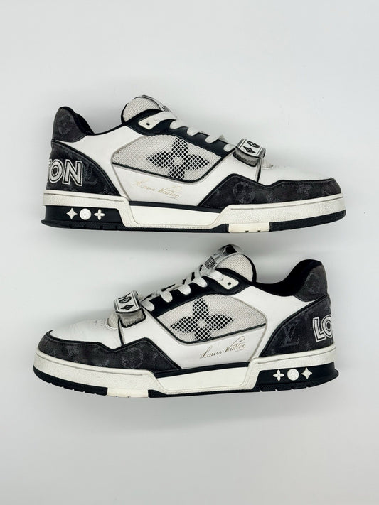 Size 9 - Louis Vuitton Trainer Low Strap Black