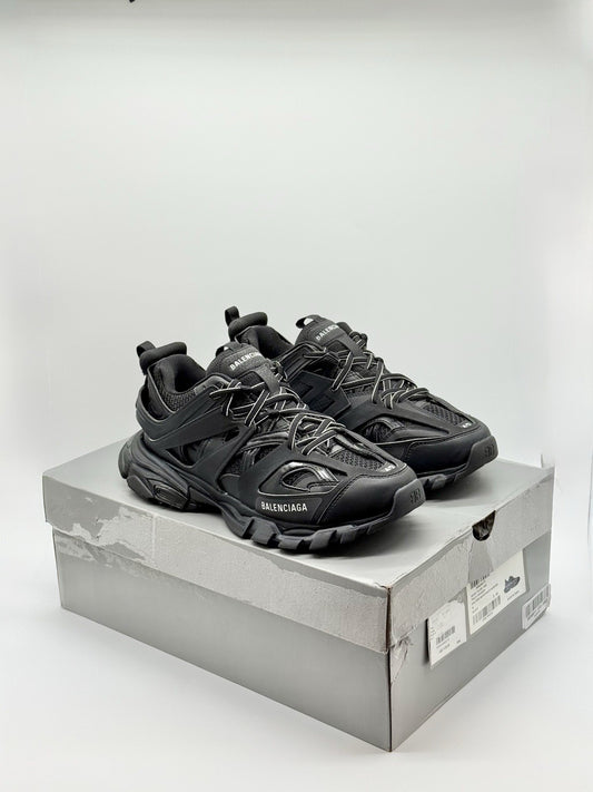 WORN ONCE Size 9 - Balenciaga Track Triple Black