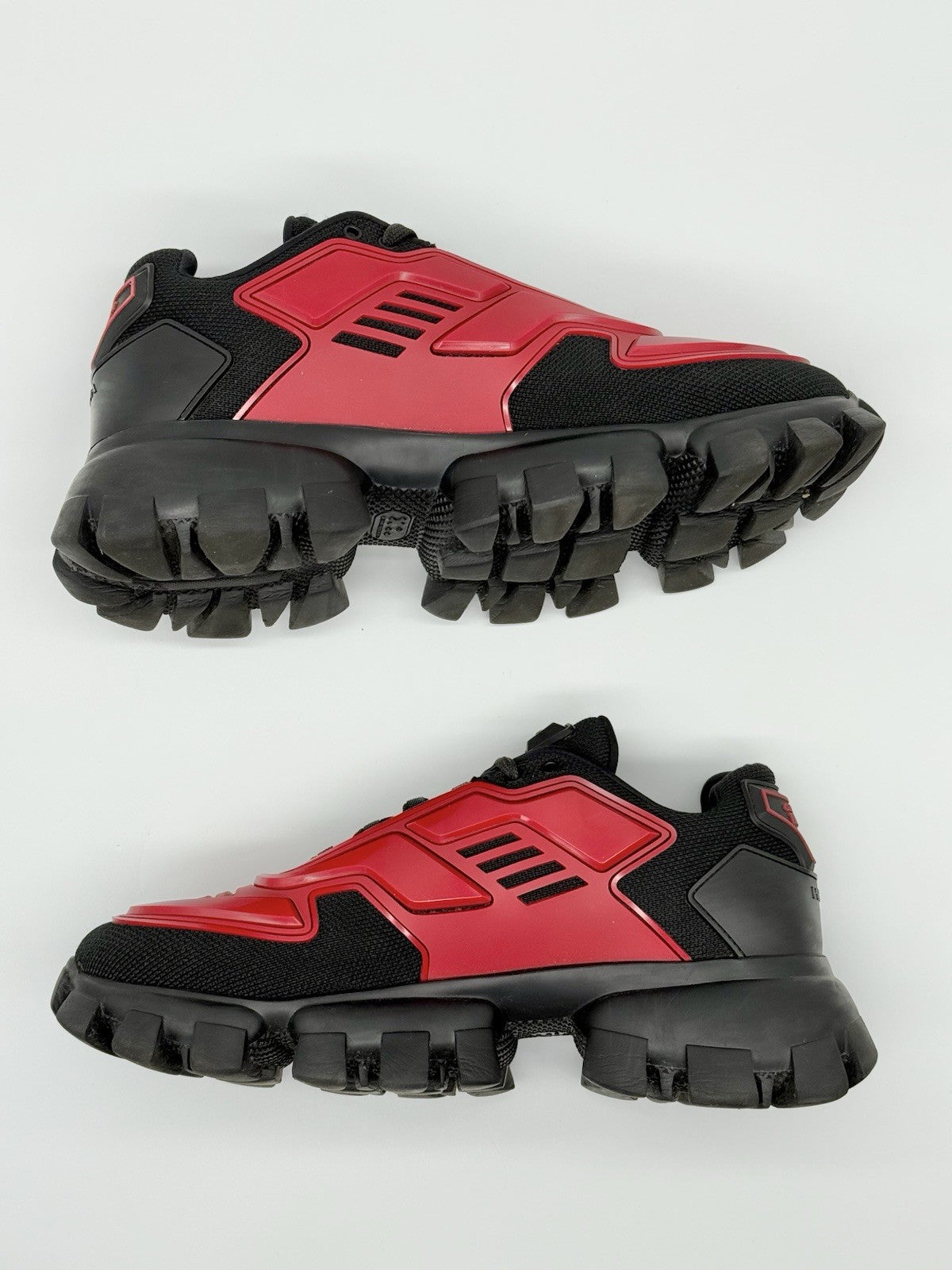 Size 8.5 - Prada Cloudbust Thunder Knit Red Black