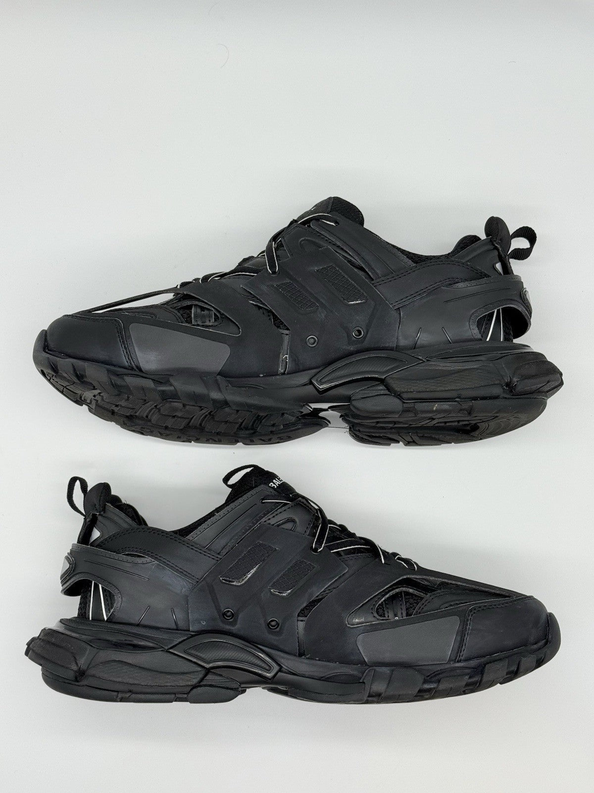 WORN ONCE Size 9 - Balenciaga Track Triple Black