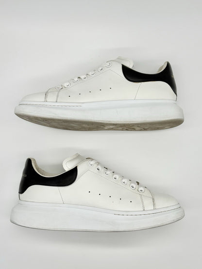 Alexander McQueen Oversized  White/Black