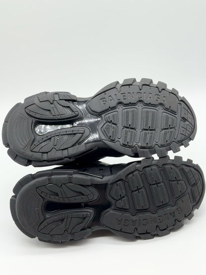WORN ONCE Size 9 - Balenciaga Track Triple Black