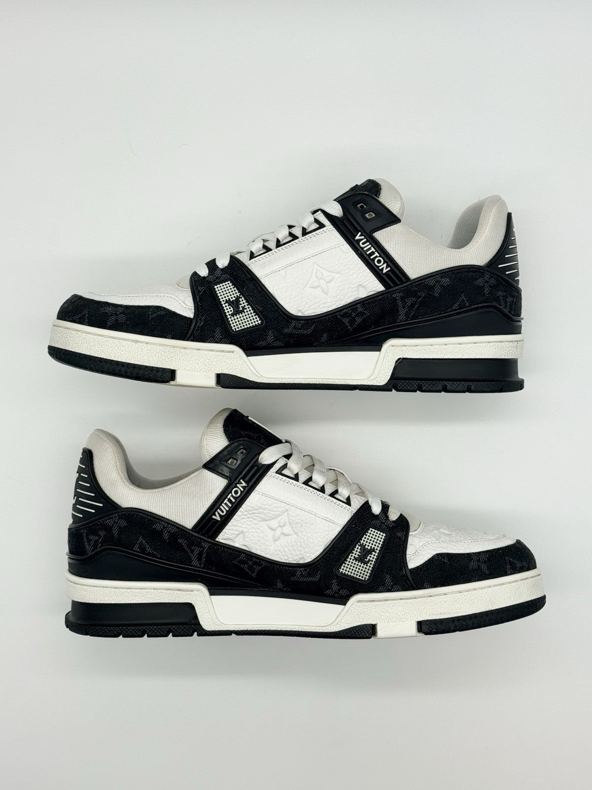 Size 9.5 - Louis Vuitton Trainer Low Black