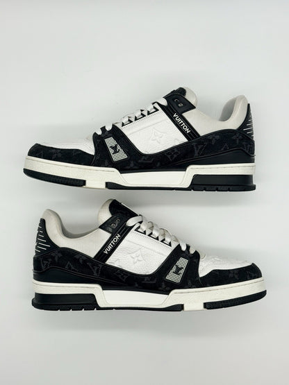 Size 9.5 - Louis Vuitton Trainer Low Black