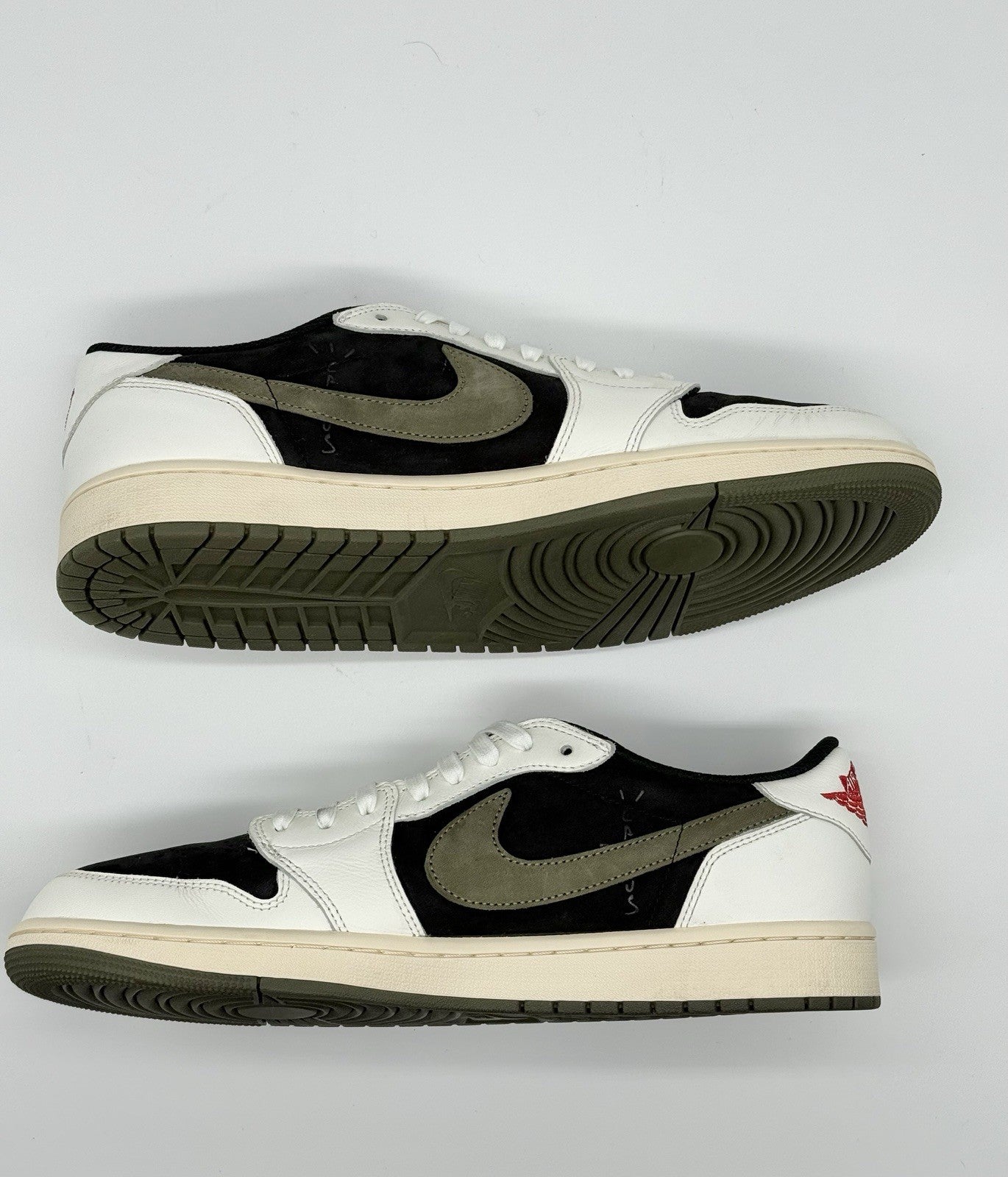 Size 12m/13.5w - Jordan 1 Retro OG x Travis Scott Low Olive