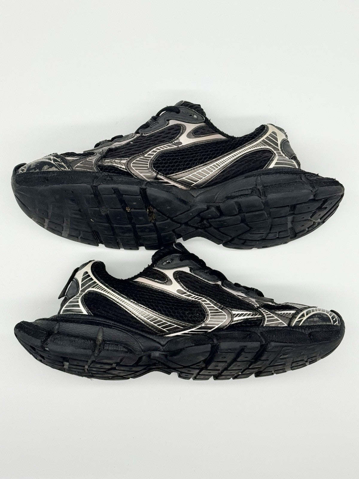 Size 9 - Balenciaga 3XL Sneaker Worn-Out - Black