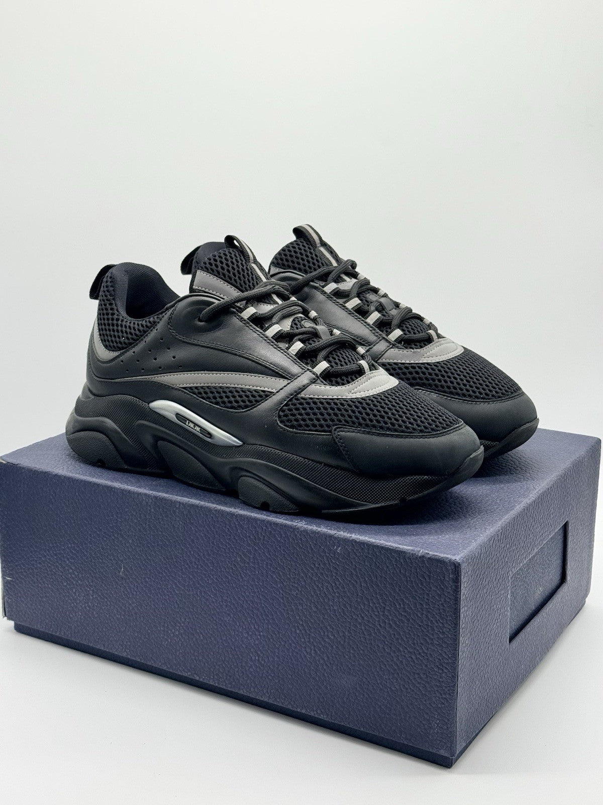Size 10 - Dior B22 Black Reflective