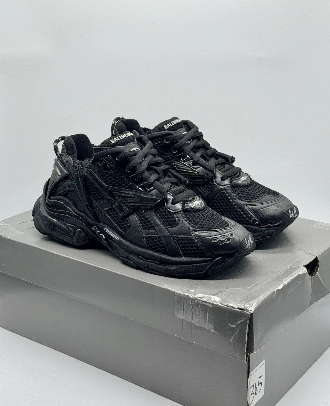 Size 8 - Balenciaga Runner Sneaker Black