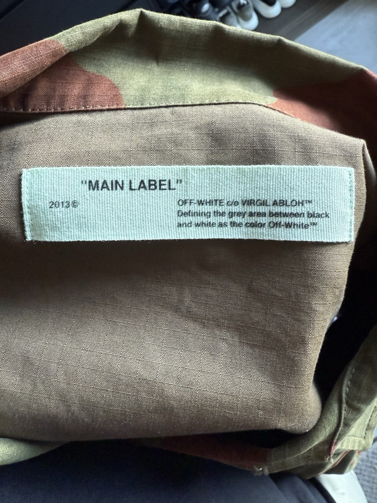 Size M - Off-white Camo Jacket