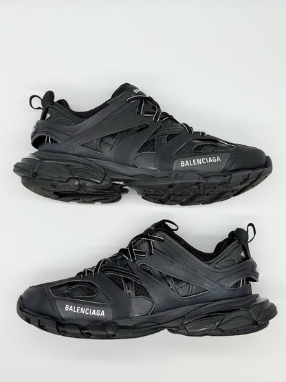 WORN ONCE Size 9 - Balenciaga Track Triple Black
