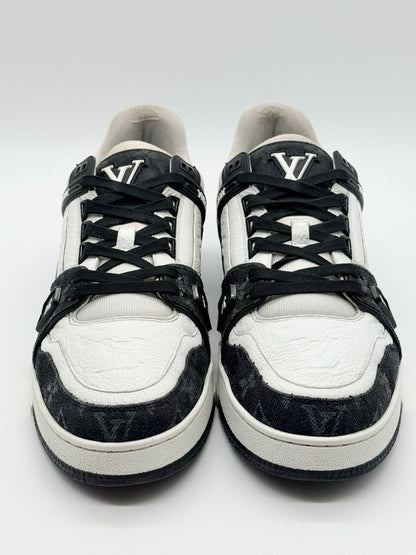 Size 10.5 - Louis Vuitton Trainer Low Black