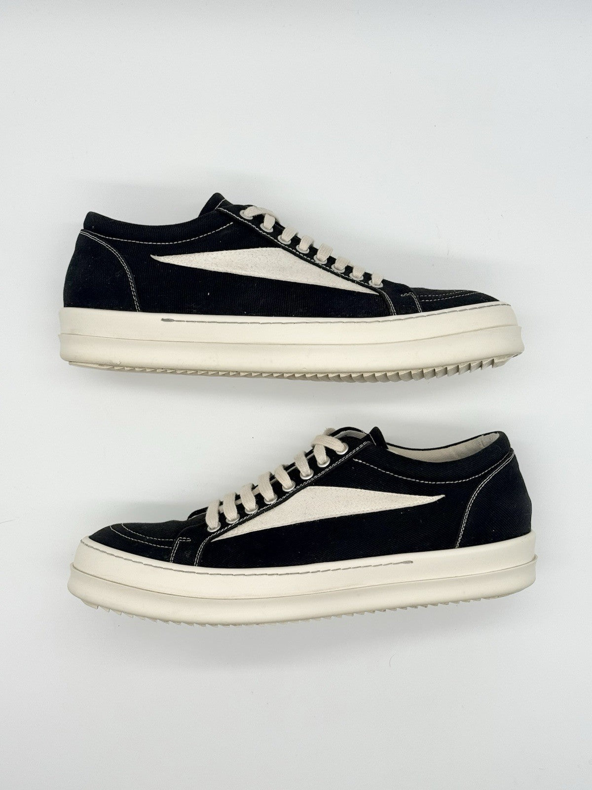 Size 10 - Rick Owens DRKSHDW Vintage Low Black Milk