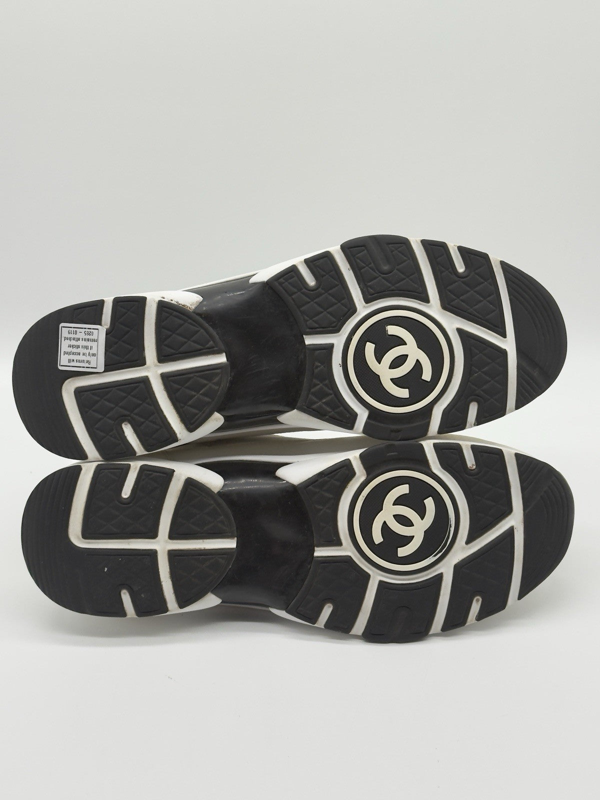 Size 12 - Chanel CC Logo Sneaker White Black
