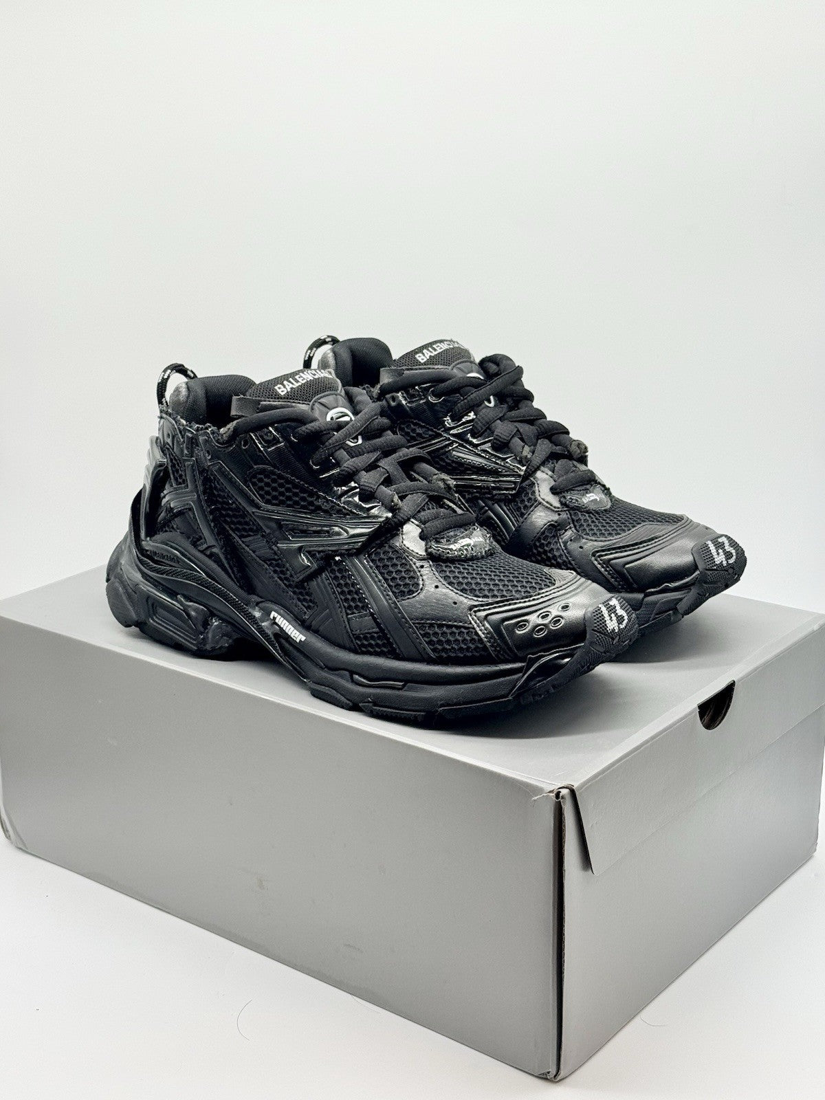 Size 10 - Balenciaga Runner Sneaker Black