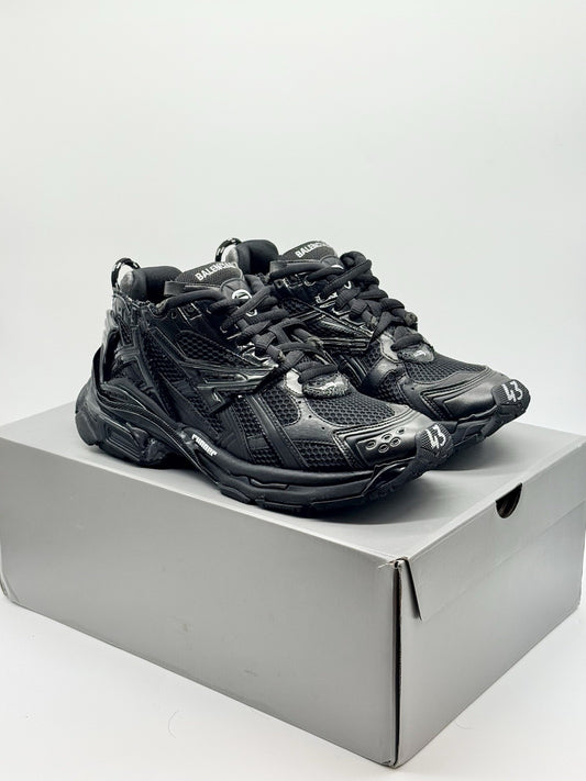 Size 10 - Balenciaga Runner Sneaker Black