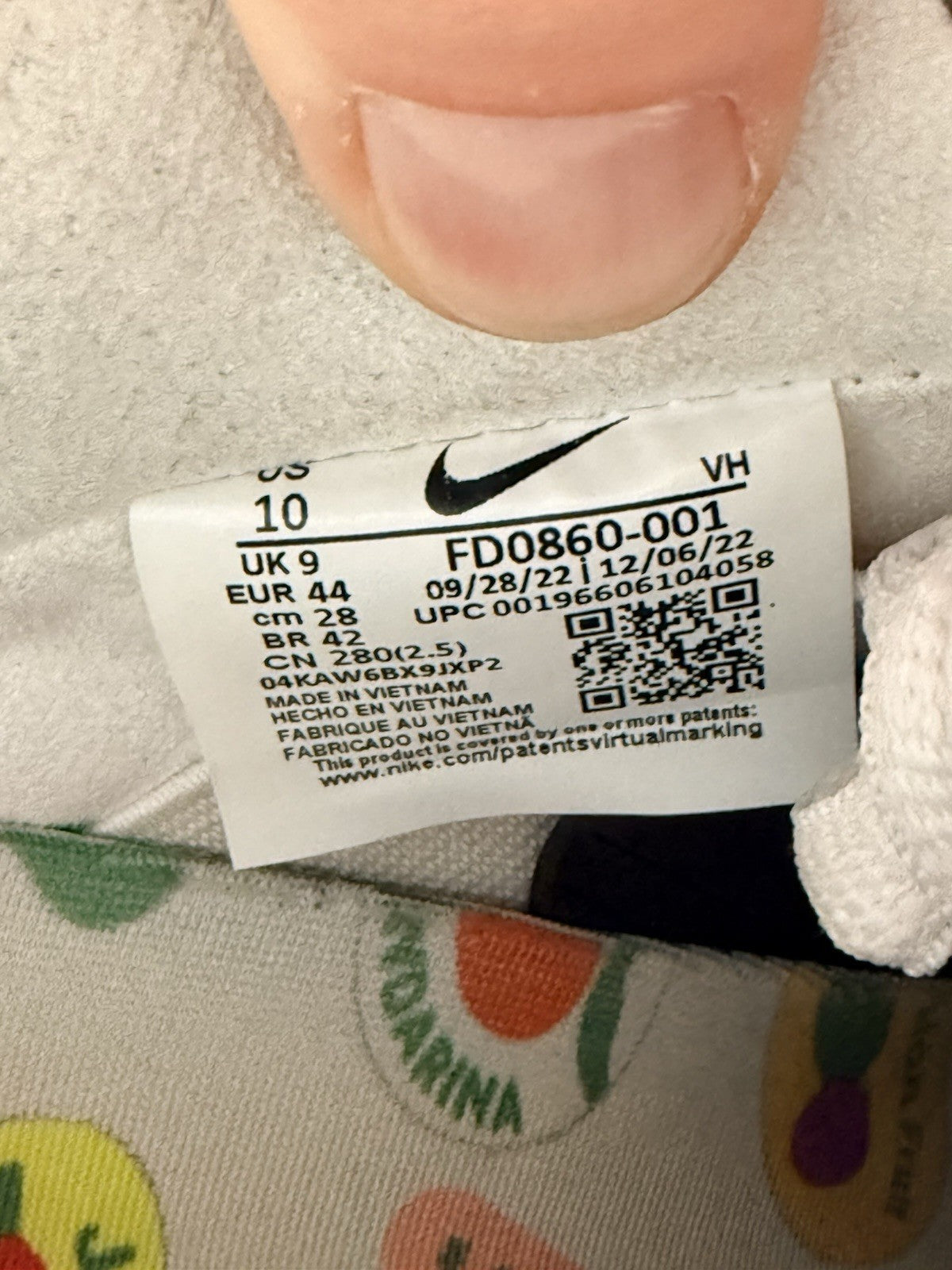 Size 10 - Nike SB Dunk Low x Jarritos White