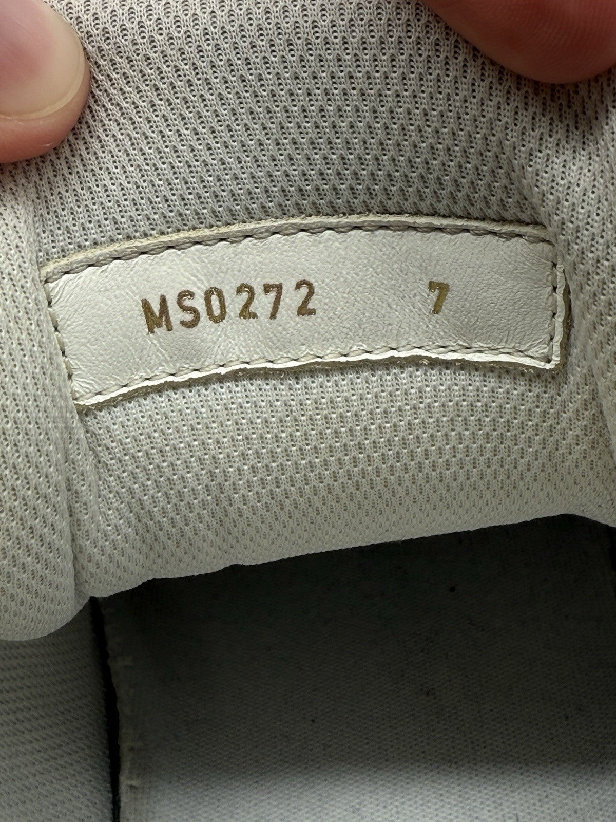 Size 8 - Louis Vuitton Trainer Low Black