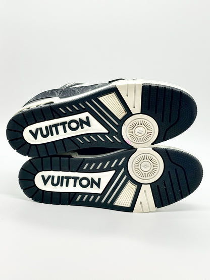 Size 9.5 - Louis Vuitton Trainer Low Black