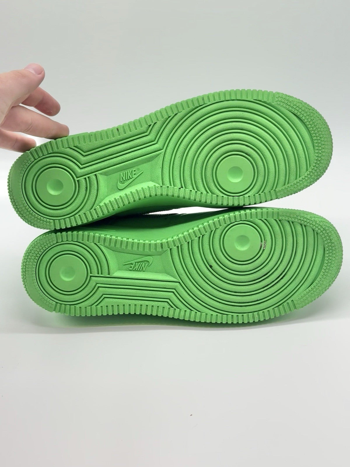 Size 9.5 - Nike Off-White Air Force 1 Low Brooklyn Light Green