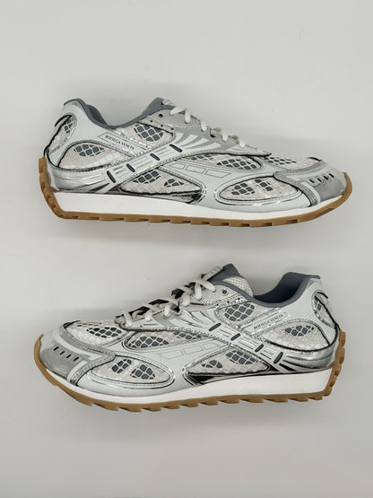 WORN ONCE Size 10 - Bottega Veneta Orbit Sneakers Silver/White