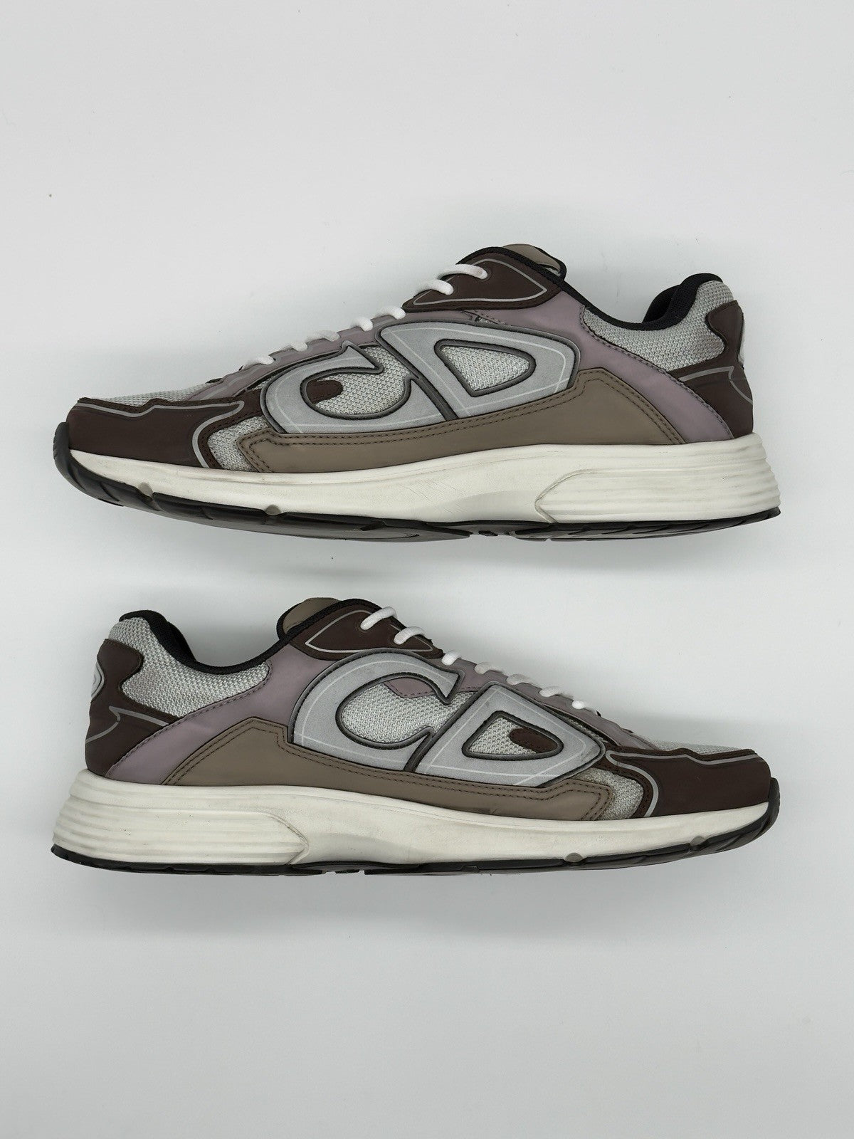 Size 12 - Dior B30 Reflective CD30 - White Beige Brown