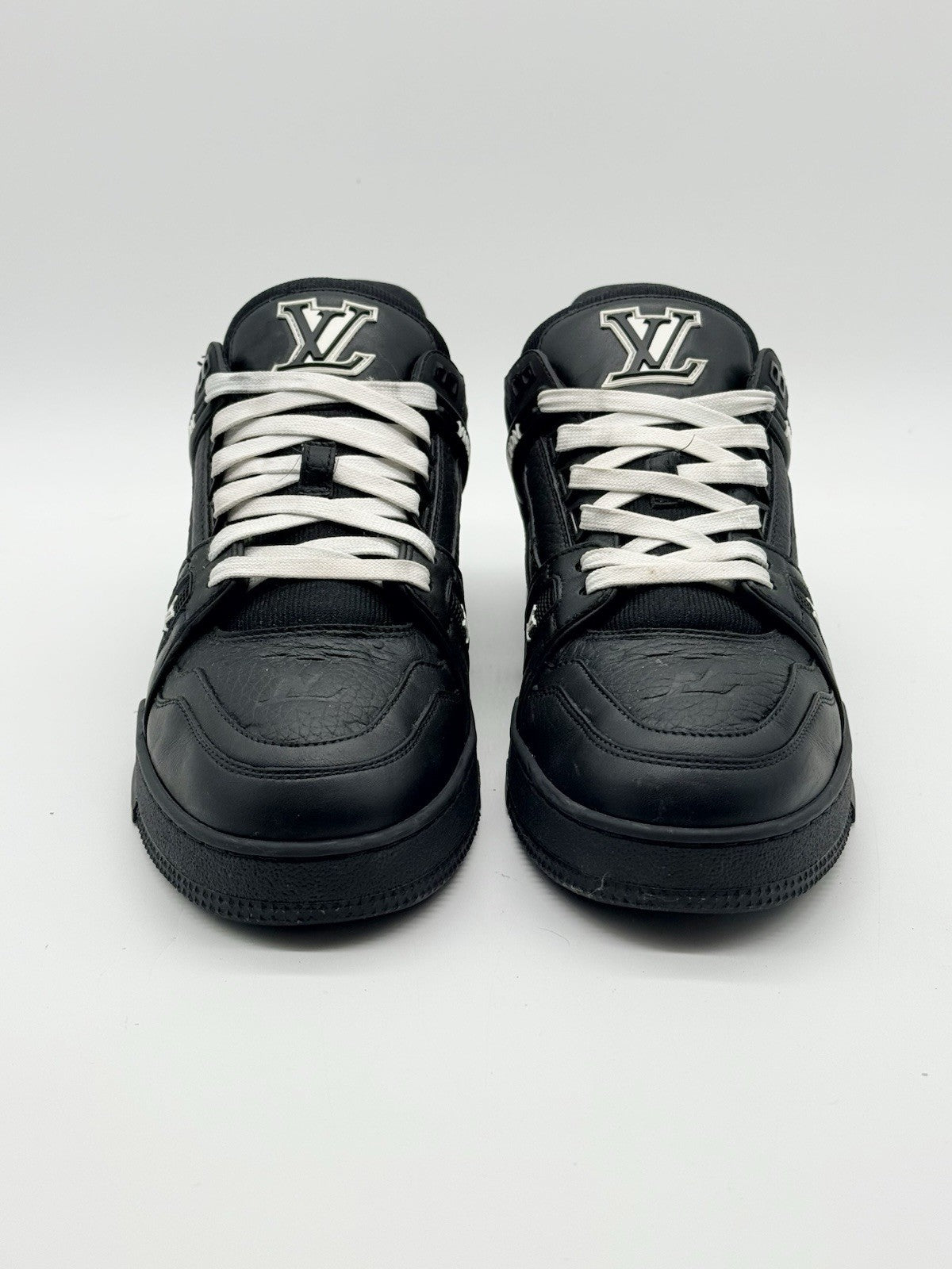 Size 8 - Louis Vuitton Trainer Black