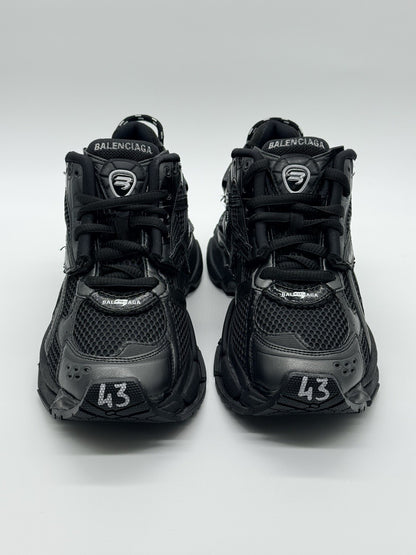 BRAND NEW Size 10 - Balenciaga Runner Sneaker Black
