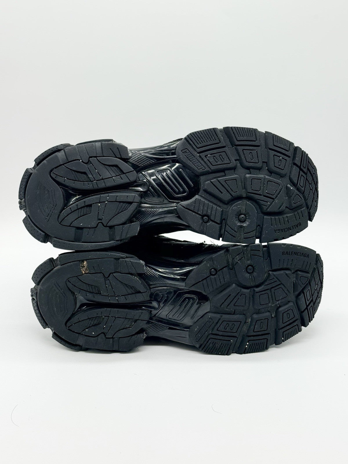 Size 10 - Balenciaga Runner Sneaker Black