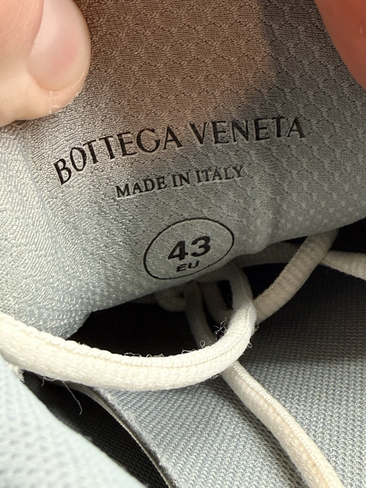 WORN ONCE Size 10 - Bottega Veneta Orbit Sneakers Silver/White