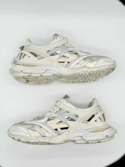 WORN ONCE Balenciaga Track.2 Sneaker White