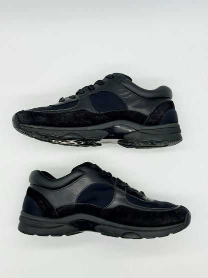 Size 10 - CHANEL CC Logo Low Black