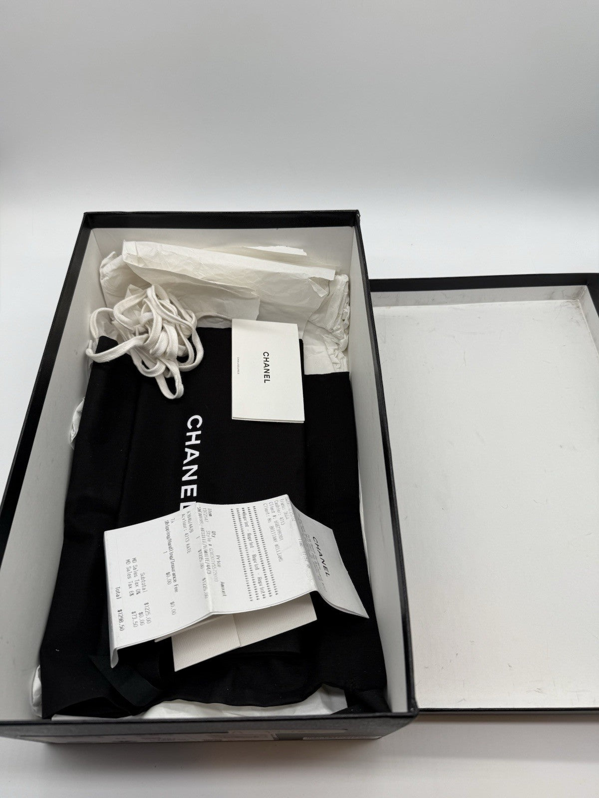 Size 11 - Chanel Sneaker CC Logo White Black