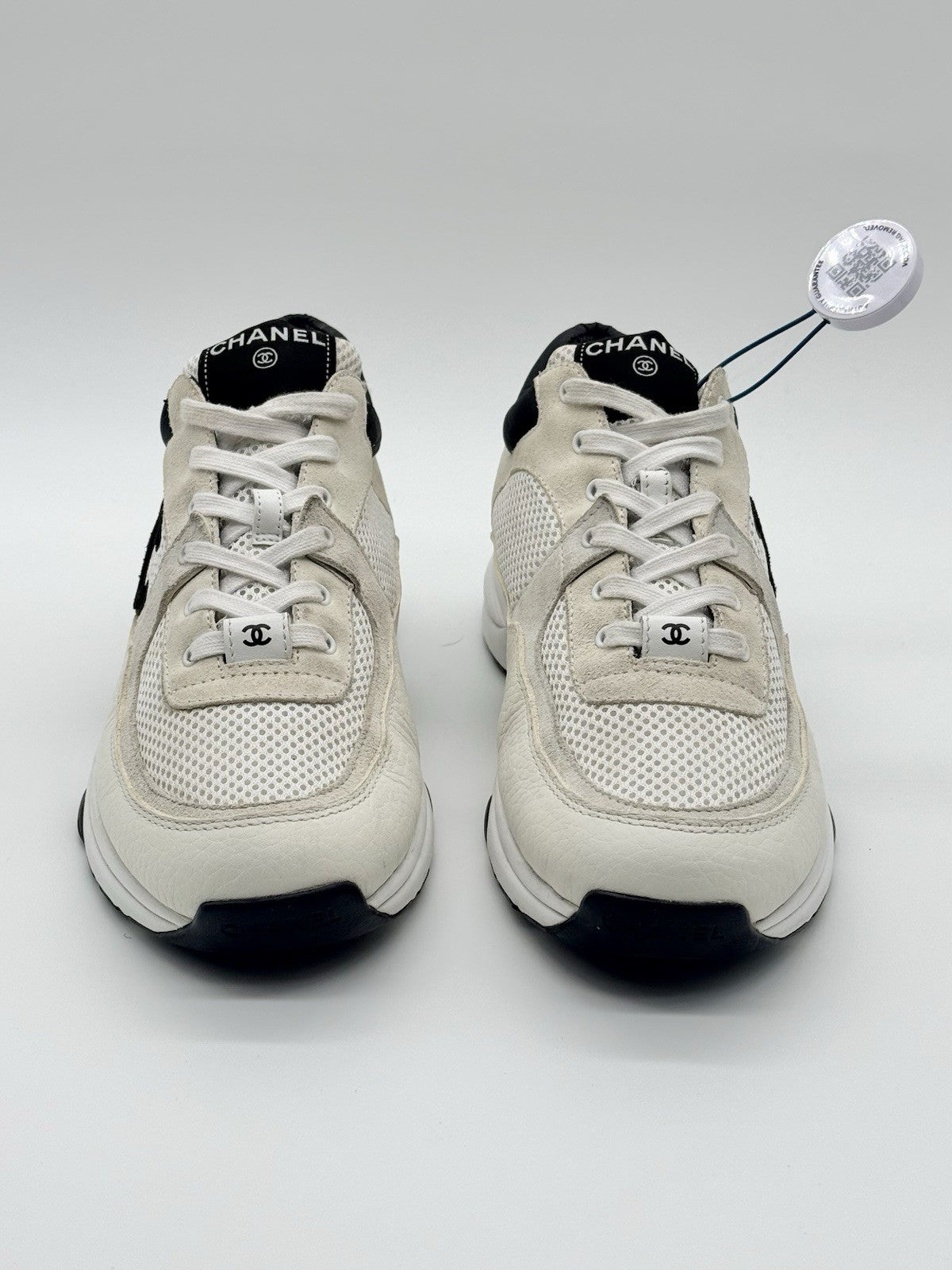 Size 8 - Chanel CC Logo Sneaker White Black