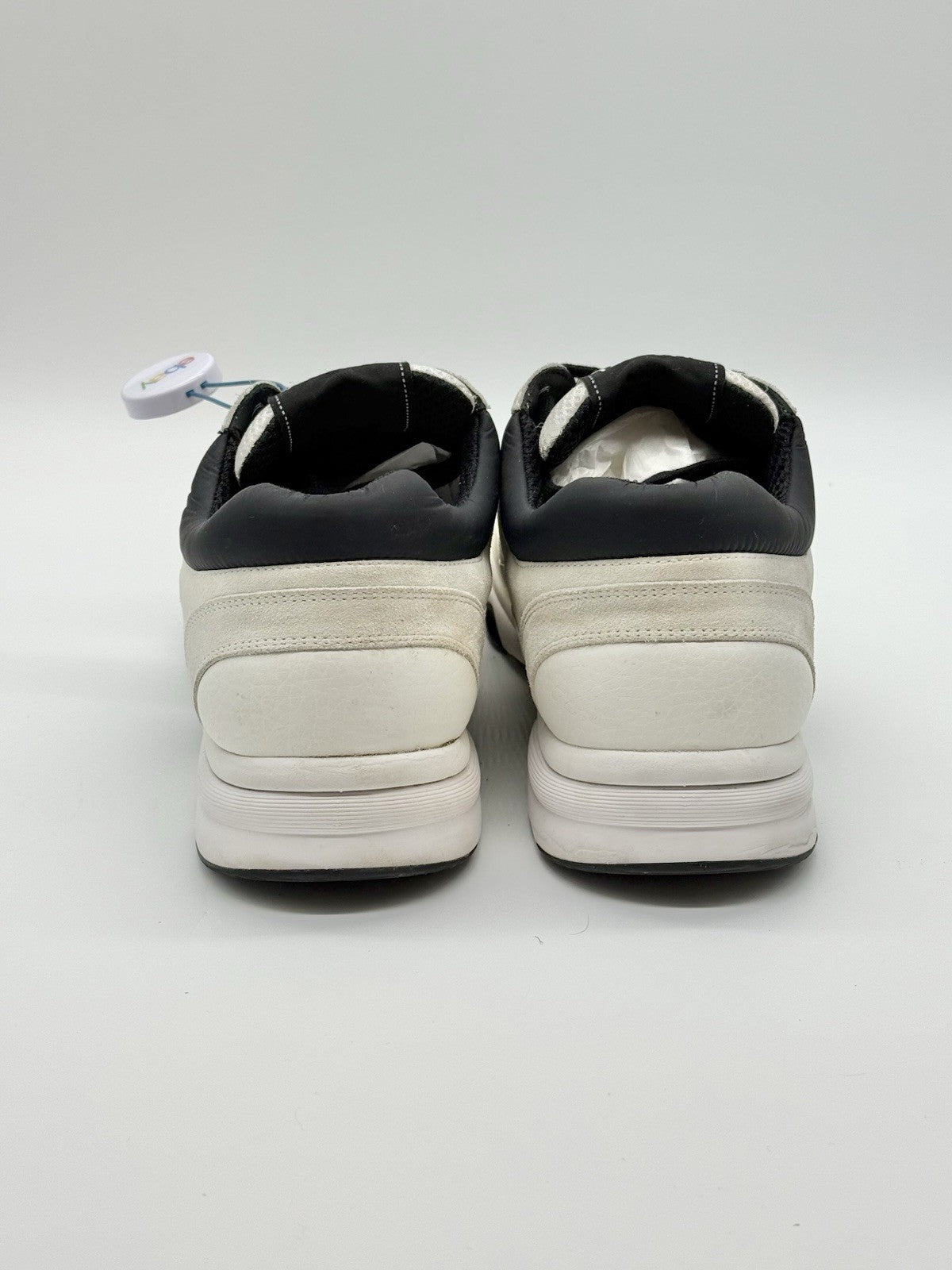 Size 11 - Chanel Sneaker CC Logo White Black