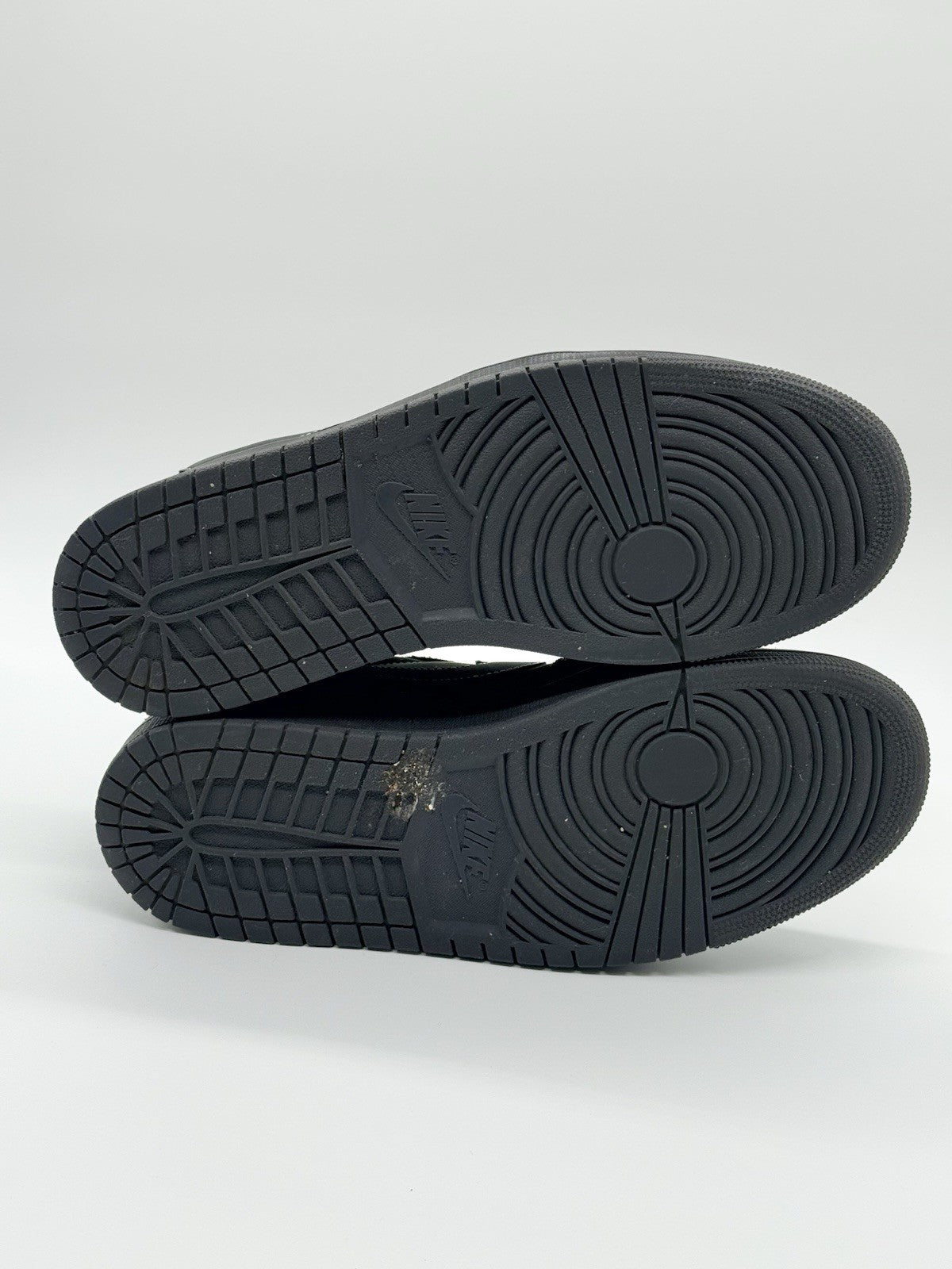 Size 11 - Jordan 1 Retro Low OG SP x Travis Scott Black Phantom