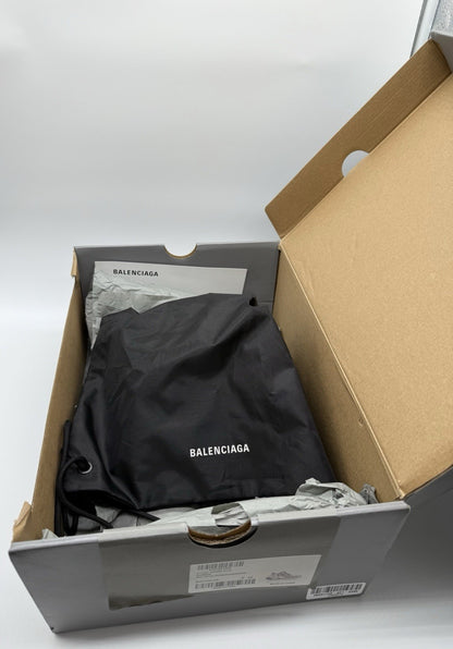 Size 9 - Balenciaga Runner Sneaker Multi-Color