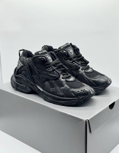 BRAND NEW Size 10 - Balenciaga Runner Sneaker Black