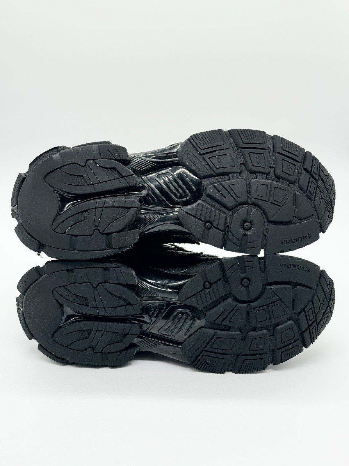 Size 10 - Balenciaga Runner Sneaker Black