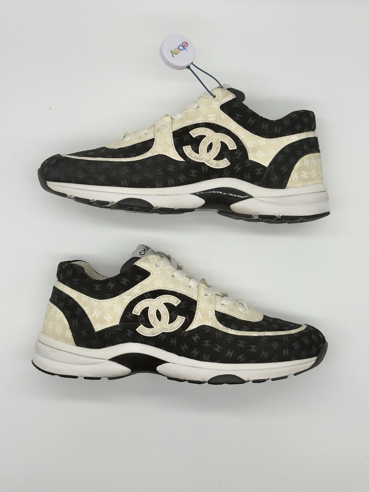 Size 10 - CHANEL CC Embossed Logo Black White