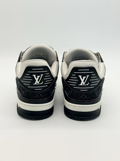 Size 9.5 - Louis Vuitton Trainer Low Black