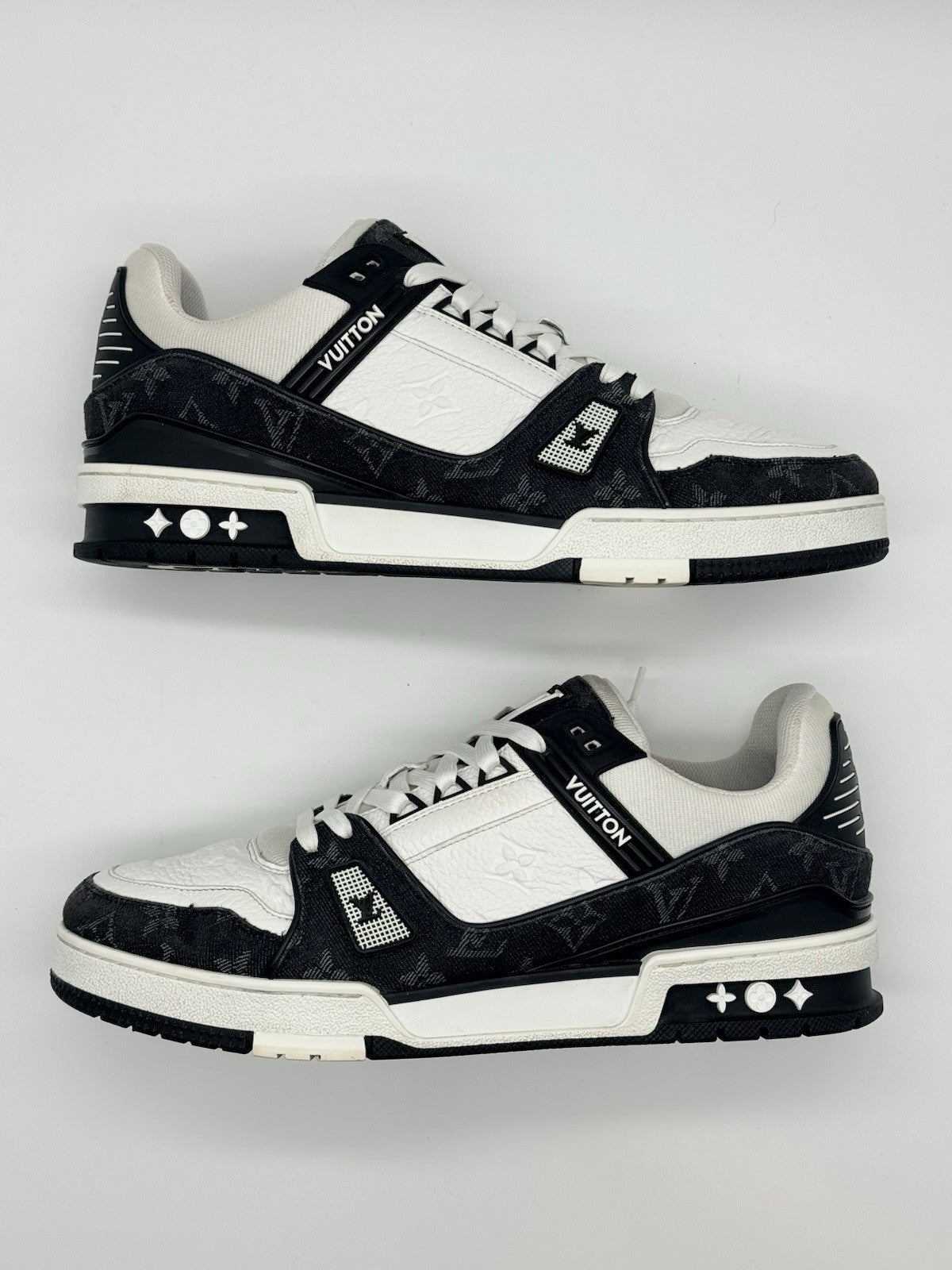 Size 10.5 - Louis Vuitton Trainer Low Black