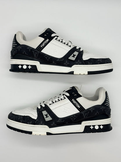 Size 10.5 - Louis Vuitton Trainer Low Black