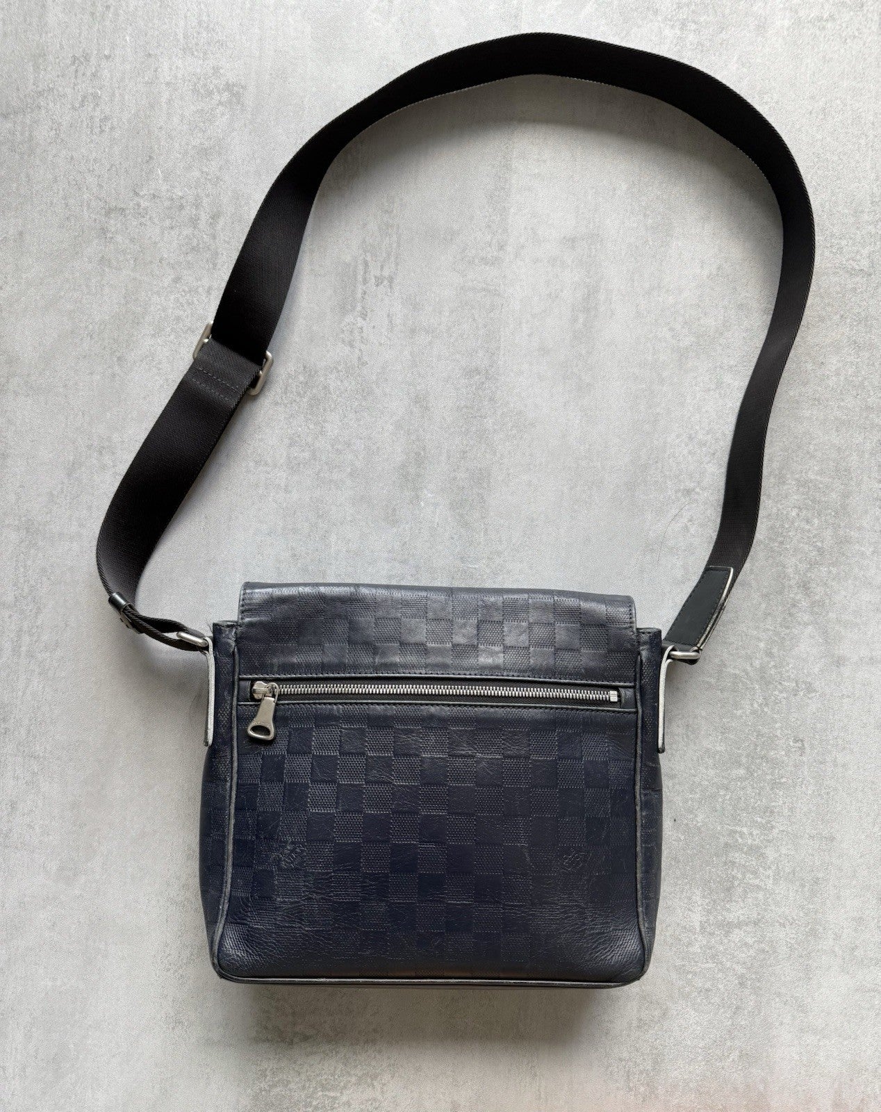 Louis Vuitton District PM Messenger Bag Damier Graphite Canvas