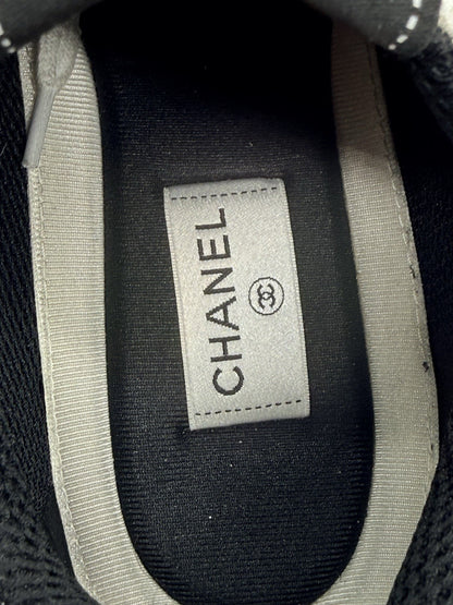 Size 13 - Chanel CC Logo Sneaker White Black
