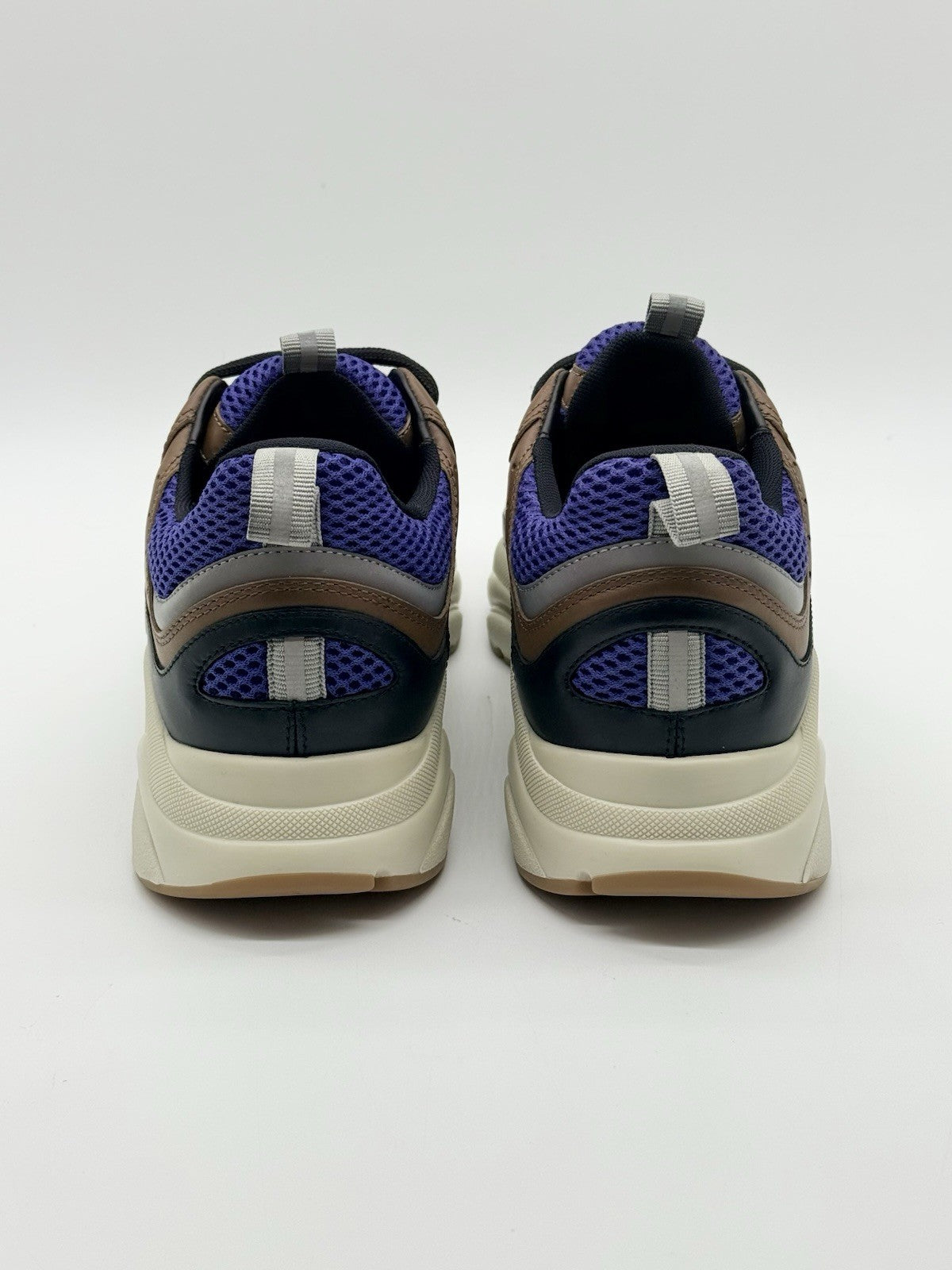 Size 8 - Dior B22 Coffee Violet