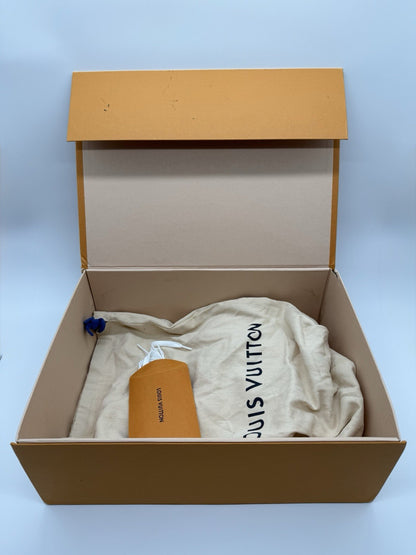 Size 8 - Louis Vuitton Trainer Low Black