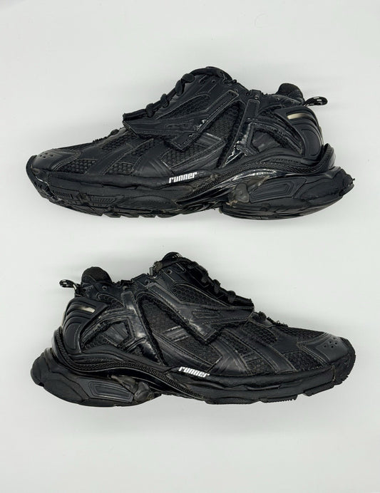 Size 9 - Balenciaga Runner Sneaker Black