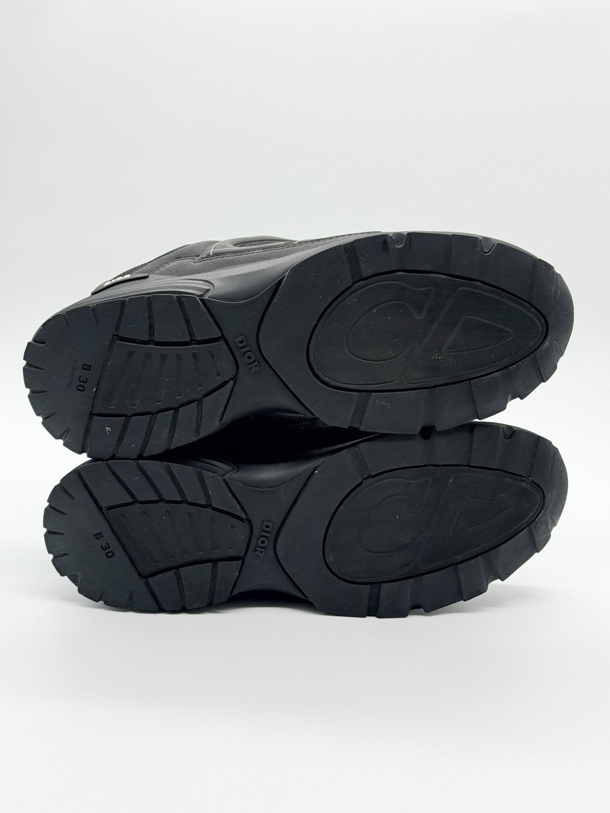 WORN TWICE Size 11 - Dior B30 Reflective CD30 - Black